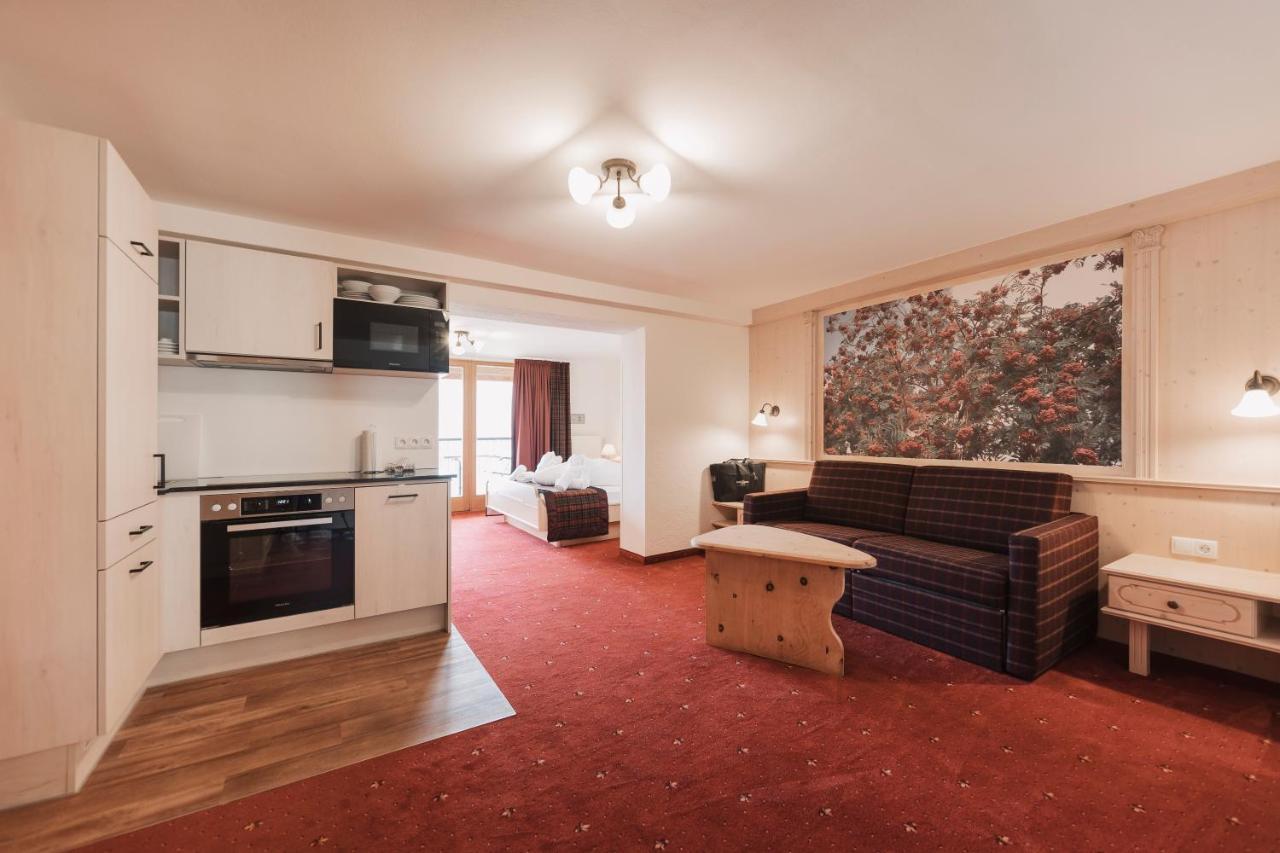 Wellness Aparthotel Panorama Alpin - Ferienwohnungen Jerzens Im Pitztal Dış mekan fotoğraf