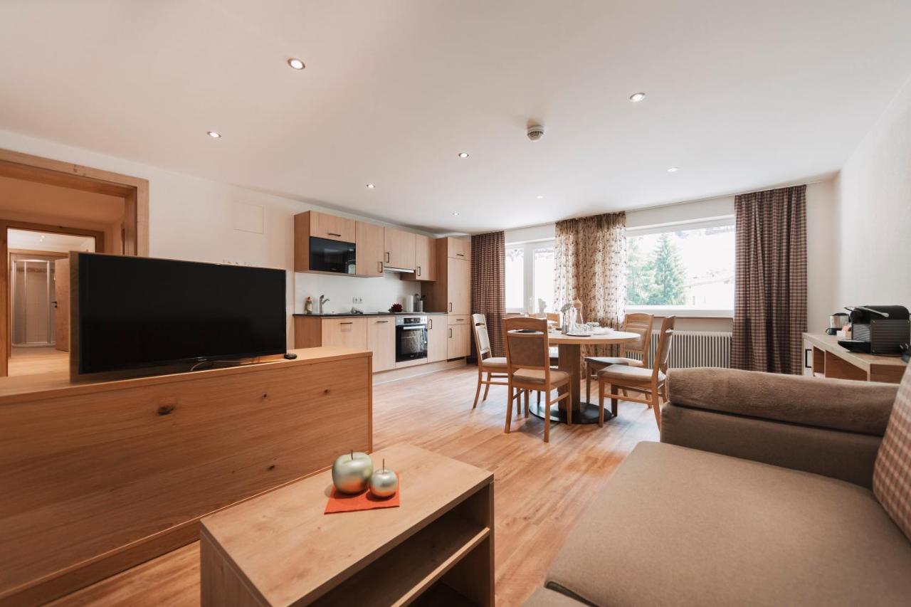 Wellness Aparthotel Panorama Alpin - Ferienwohnungen Jerzens Im Pitztal Dış mekan fotoğraf