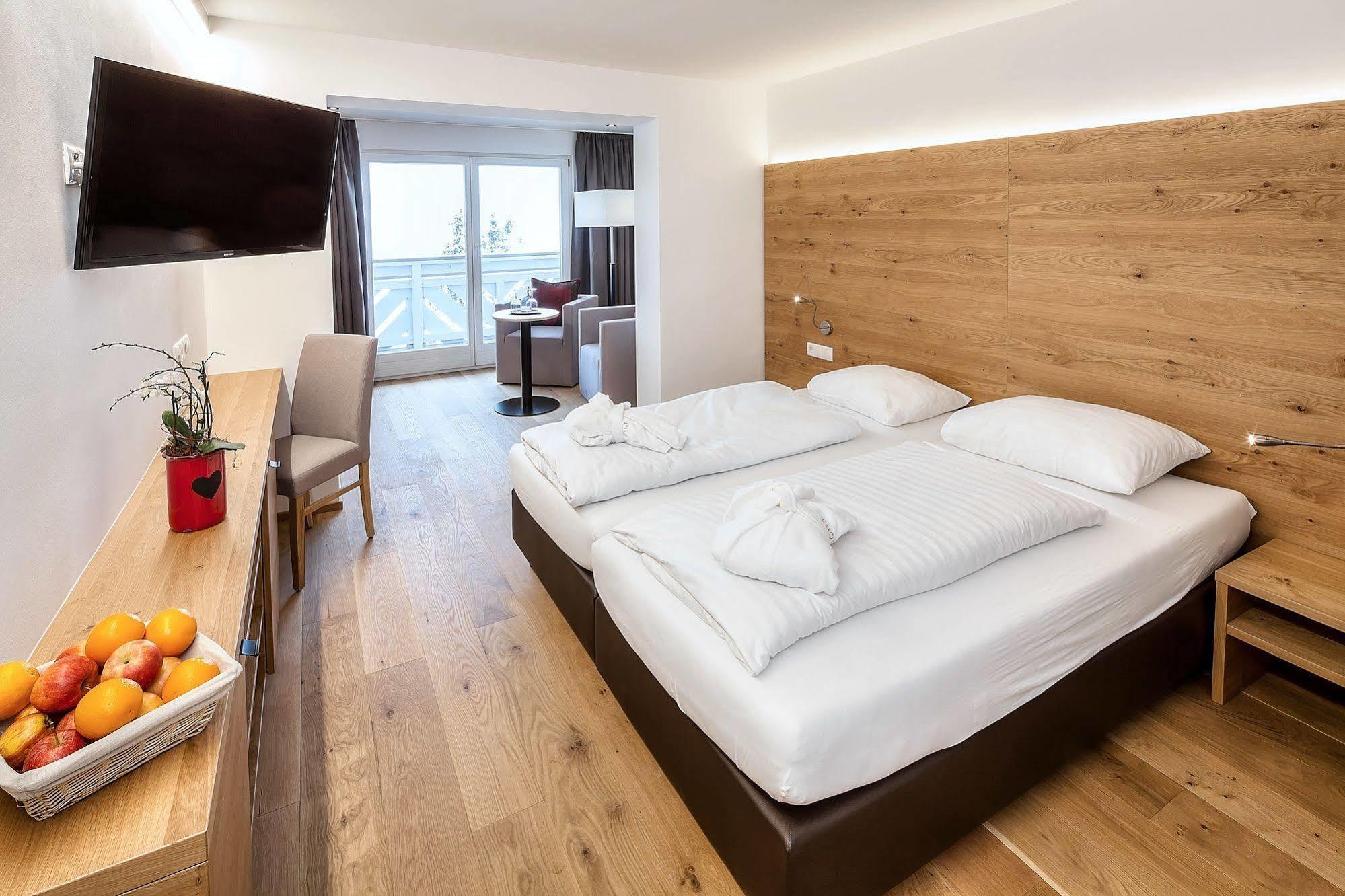 Wellness Aparthotel Panorama Alpin - Ferienwohnungen Jerzens Im Pitztal Dış mekan fotoğraf